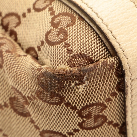 Gucci Shoulder Tote Bag in Tan GG Canvas with Leather Trim - Picture 13 of 15